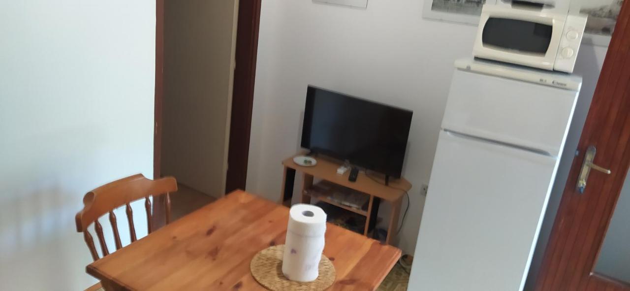 Apartments Ivka 오미스 외부 사진