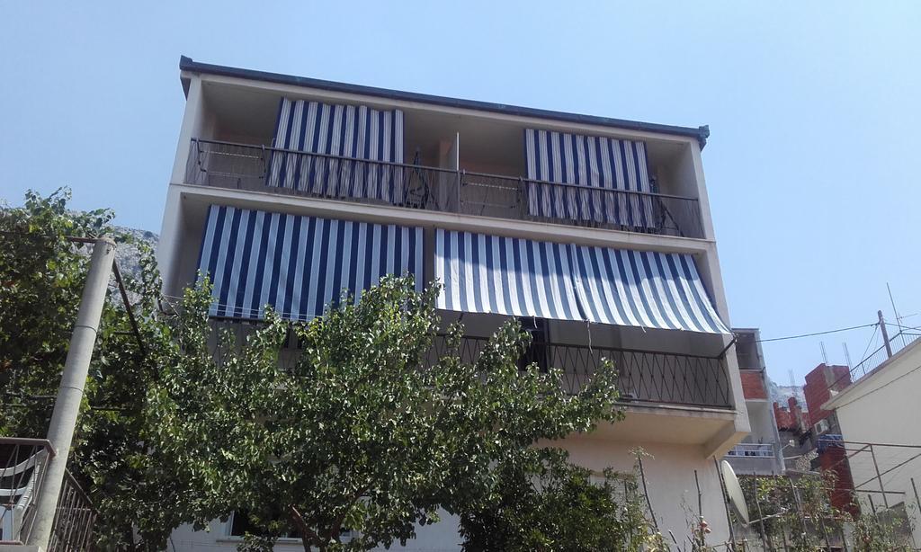 Apartments Ivka 오미스 외부 사진