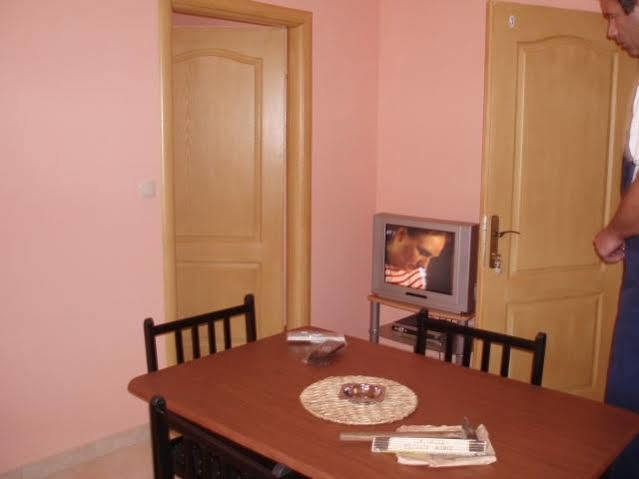 Apartments Ivka 오미스 외부 사진